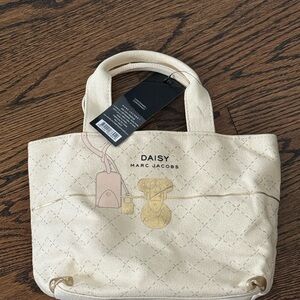Marc Jacobs Daisy Cream Tote Bag